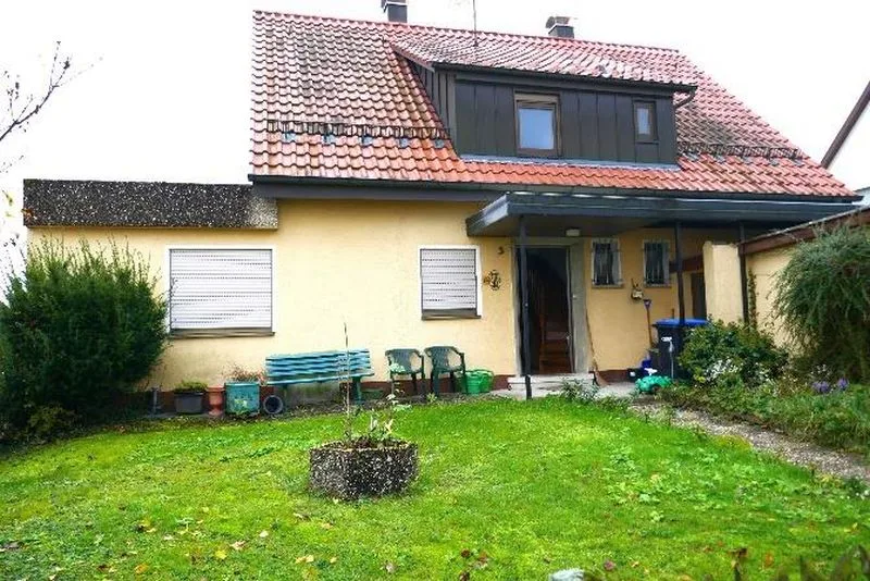 Zweifamilienhaus in Hohenstaufen — Bild 2