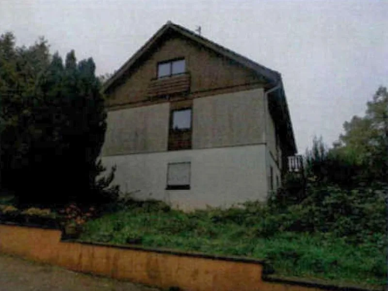 Erbbaurecht, Wohnhaus (3 Wohnungen) mit Doppelgarage in Sinsheim OT Steinsfurt