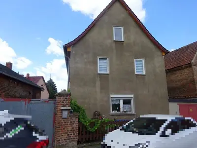 Einfamilienwohnhaus mit Schuppen in Lützen OT Poserna