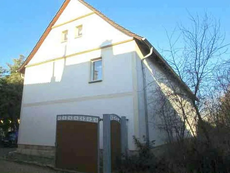 Wohn- und ehemalige Landwirtschaftsgebäude in Goseck OT Markröhlitz — Bild 2