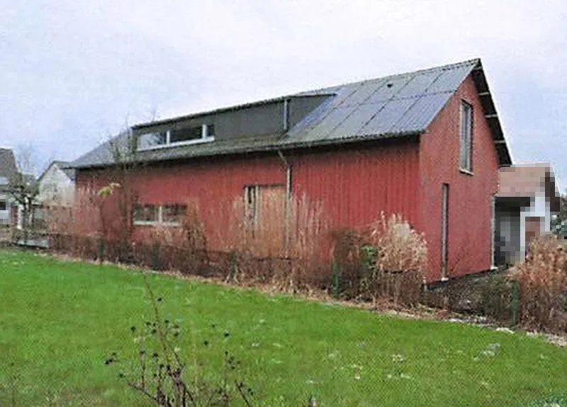 Einfamilienhaus mit Schwimmteich und Carport in Durlangen — Bild 2
