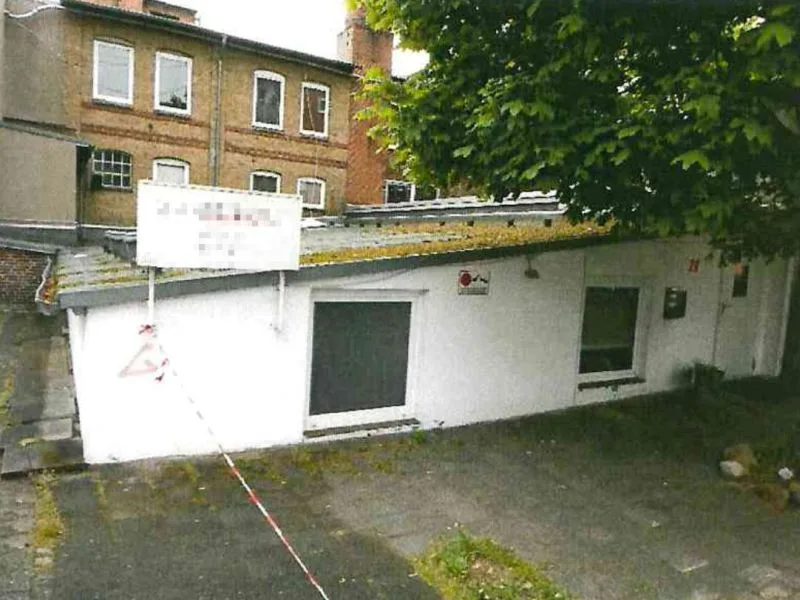 Lager- und Gewerbegebäude in Kiel — Bild 3