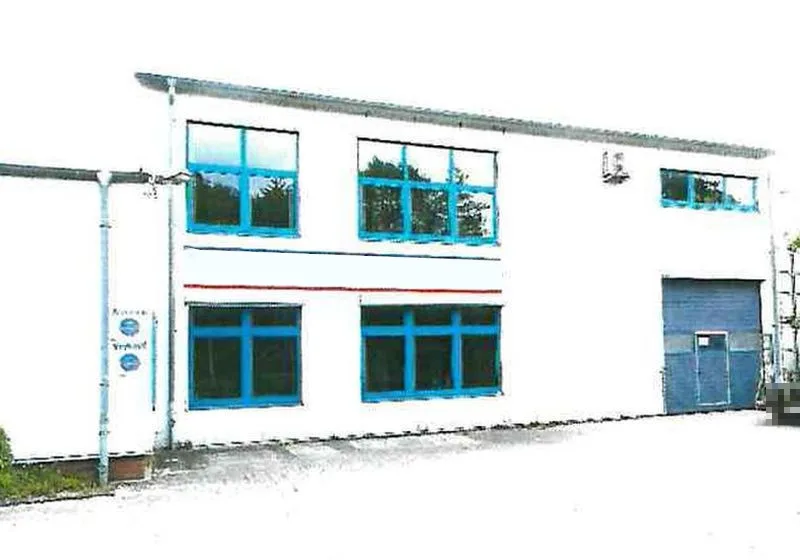 Lager- und Bürogebäude in Kiel — Bild 2