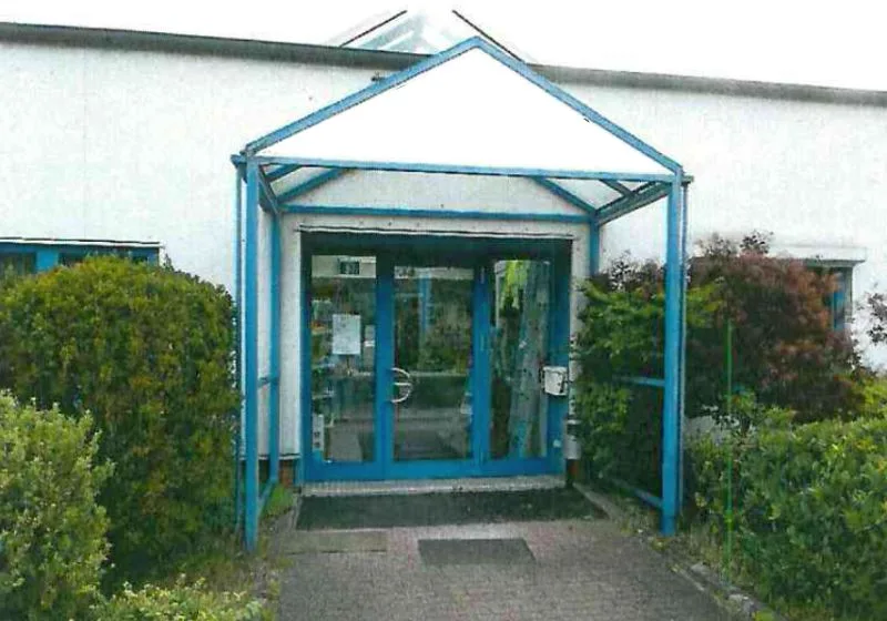 Lager- und Bürogebäude in Kiel — Bild 3