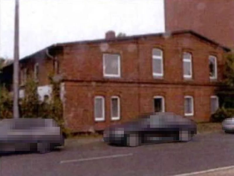 Bebautes Grundstück (Kfz-Werkstatt, abgängiges Wohn-/Hallengebäude) in Itzehoe