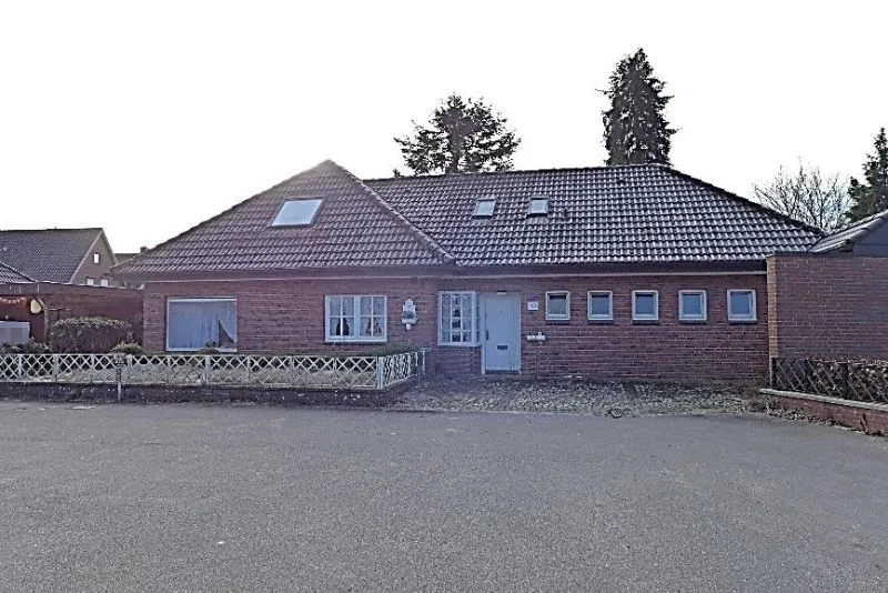 Einfamilienhaus mit Garage in Münsterdorf — Bild 2