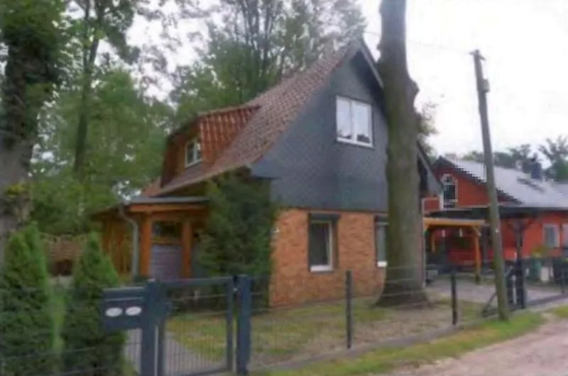 Einfamilienhaus mit Carport und Nebengebäude in Zossen OT Wünsdorf — Bild 2