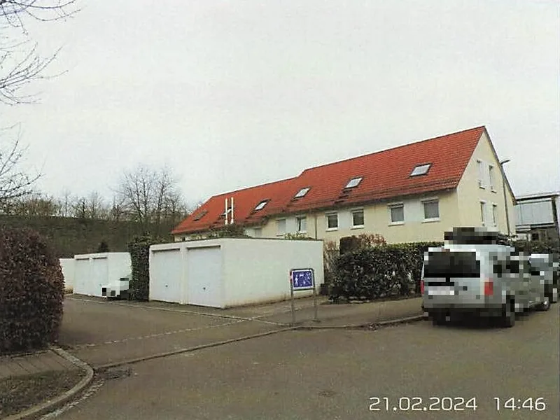 Einfamilien-Reihenmittelhaus mit Garage in Stuttgart — Bild 2
