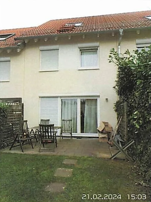 Einfamilien-Reihenmittelhaus mit Garage in Stuttgart — Bild 3