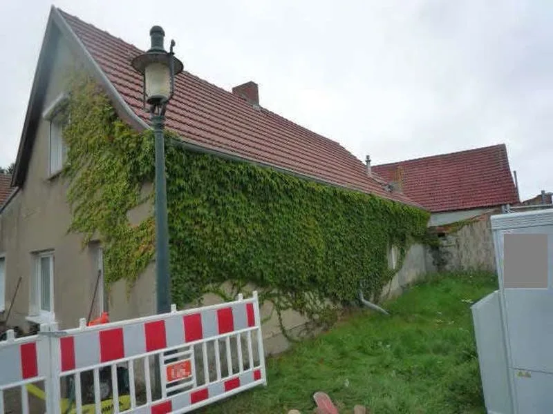 Einfamilienhaus mit Nebengebäuden in Trebbin OT Schönhagen