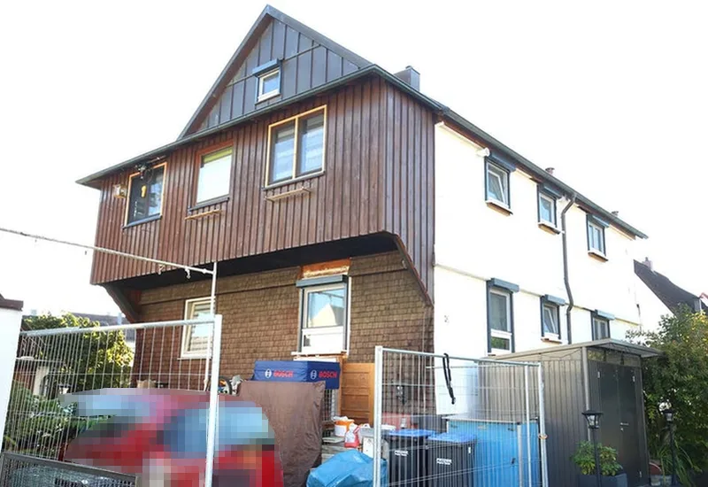 Zweifamilienhaus mit Garage in Salach — Bild 3