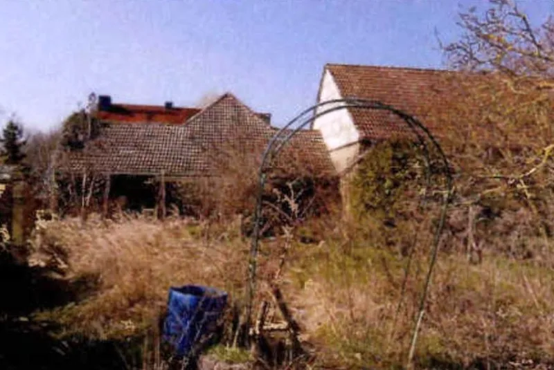 Einfamilienhaus mit Nebengebäuden in Ihlow OT Mehlsdorf — Bild 2