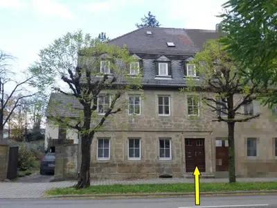 Einfamilienwohnhaus nebst Scheunengebäude in Öhringen