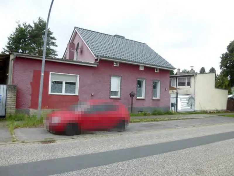 Einfamilienhaus mit Nebengebäude in Werder (Havel) OT Phöben — Bild 2