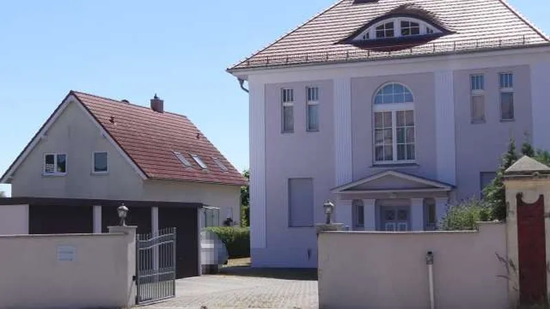 Wassergrundstück mit Stadthausvilla in Werder OT Glindow — Bild 2