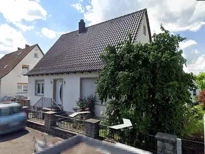 Einfamilienhaus mit Garage/Geräteraum in Rechberghausen