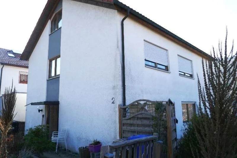 Zwei-/Dreifamilienhaus in Oberkochen — Bild 3