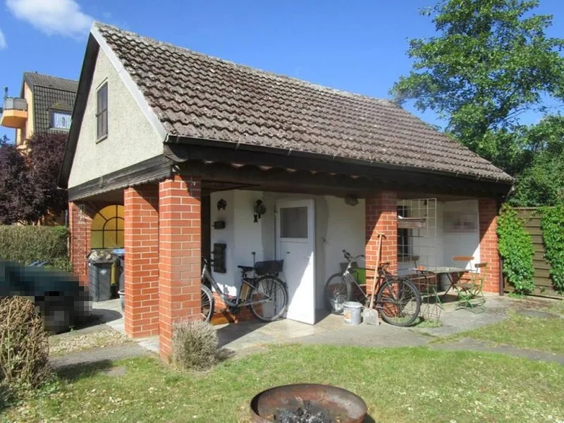 Einfamilienhaus mit Nebengebäude in Friesack — Bild 3