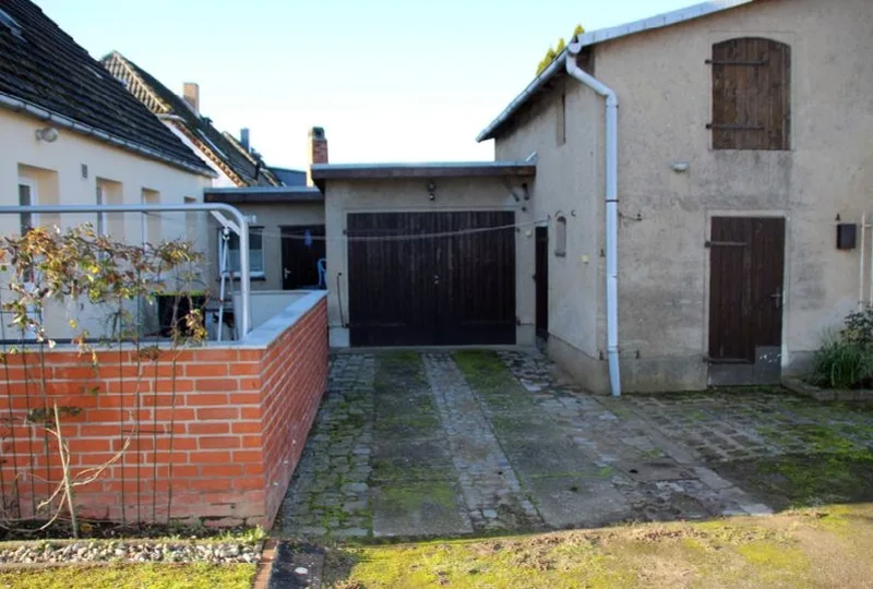 Einfamilienhaus mit Nebengebäuden in Stepenitztal OT Mallentin — Bild 3