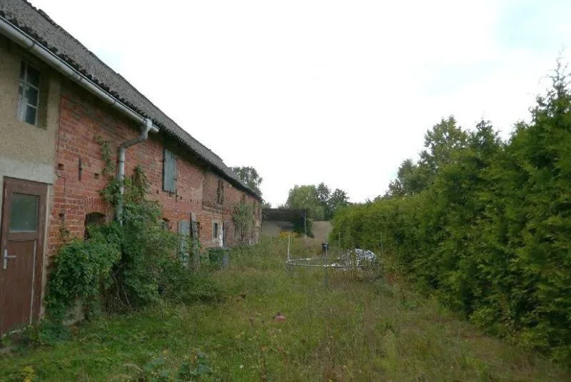 Wohn-/Wirtschaftsgebäude und Unterstand in Gardelegen OT Roxförde — Bild 3