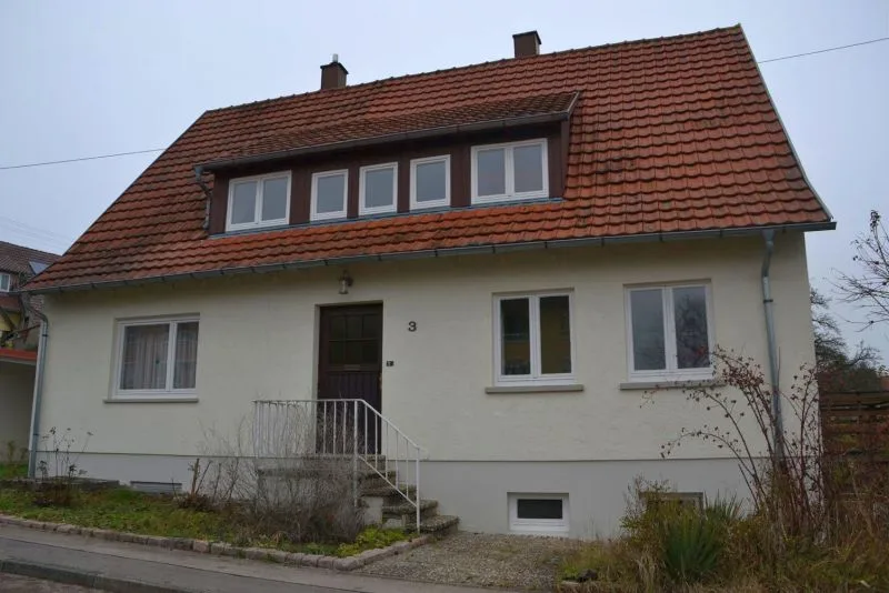 Einfamilienhaus mit Einzelgarage in Frankenhardt — Bild 2