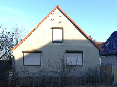 Einfamilienhaus mit 2 massiven Schuppen in Möckern OT Theeßen