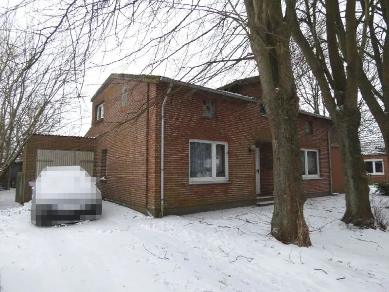 Resthof mit Wohn- und Wirtschaftstrakt in Schülp — Bild 3