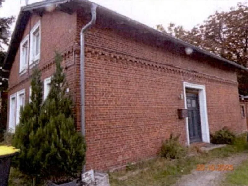 Einfamilienhaus nebst Schuppenanlage in Sankt Michaelisdonn — Bild 2