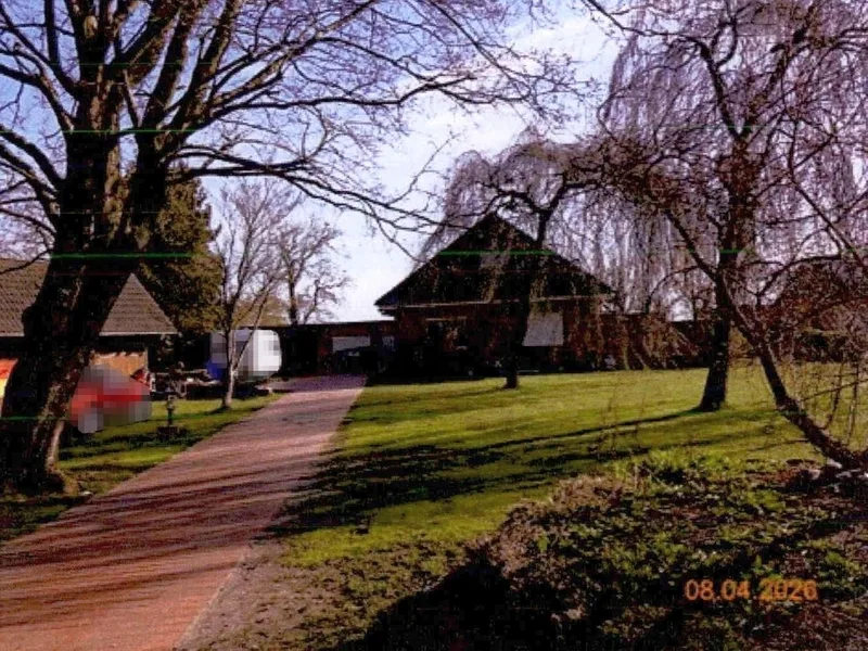Einfamilienhaus mit Doppelgarage und Nebenanlagen in Averlak — Bild 3