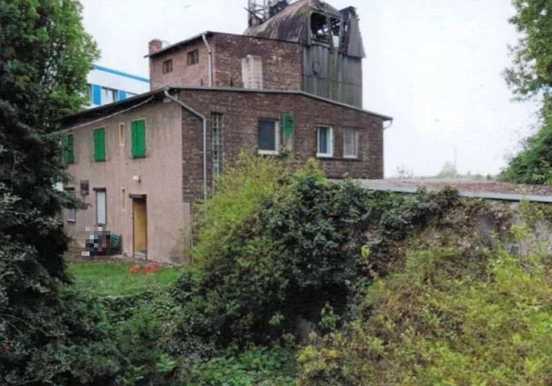 Zwei Einfamilienhäuser und 2 Garagen in Magdeburg, Fermersleben — Bild 3