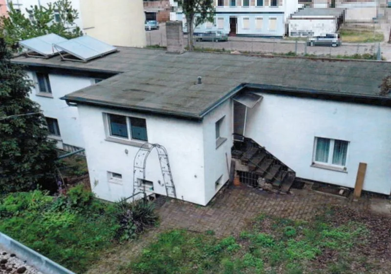 Zwei Einfamilienhäuser und 2 Garagen in Magdeburg, Fermersleben — Bild 2