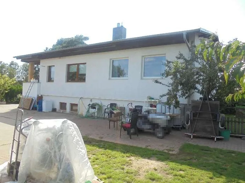 Einfamilienhaus mit Nebengebäude in Oderaue — Bild 2