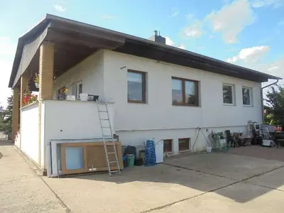 Einfamilienhaus mit Nebengebäude in Oderaue