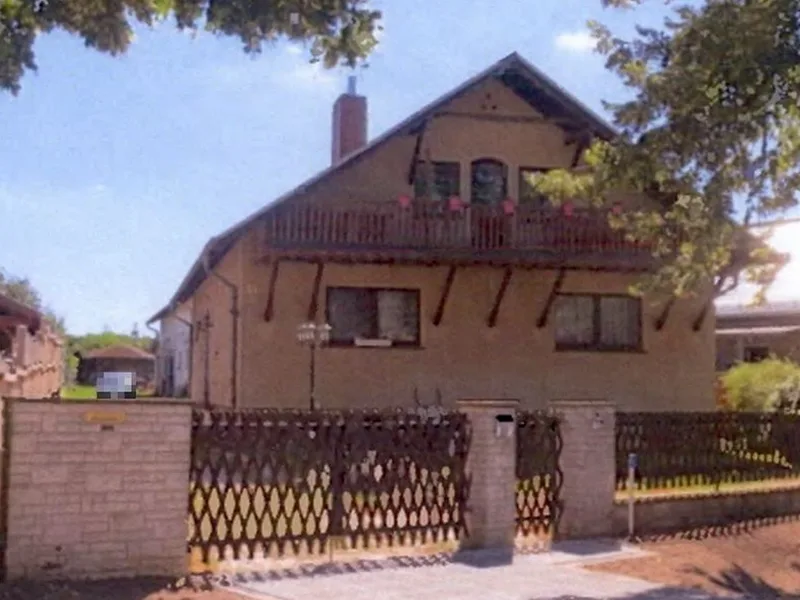 Einfamilienhaus mit Stall-/Scheunengebäude und Massivgebäude in Bernau — Bild 3