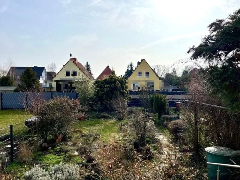 Einfamilienhaus (Reihenmittelhaus) mit Nebenanlagen in Schönebeck (Elbe) — Bild 2