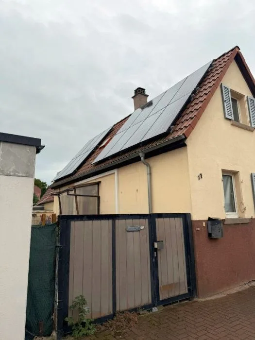 Einfamilienhaus nebst Nebengebäude und Garage in Ludwigshafen — Bild 2