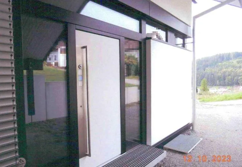 Einfamilienhaus mit Doppelgarage, Carport und Geräteraum in Wilhelmsfeld — Bild 3