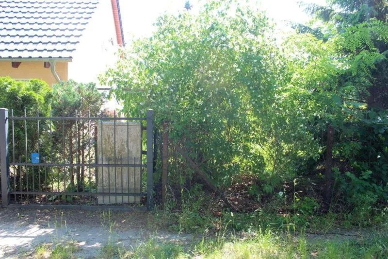 Mit Abrissgebäude bebautes Grundstück in Petershagen/Eggersdorf — Bild 2