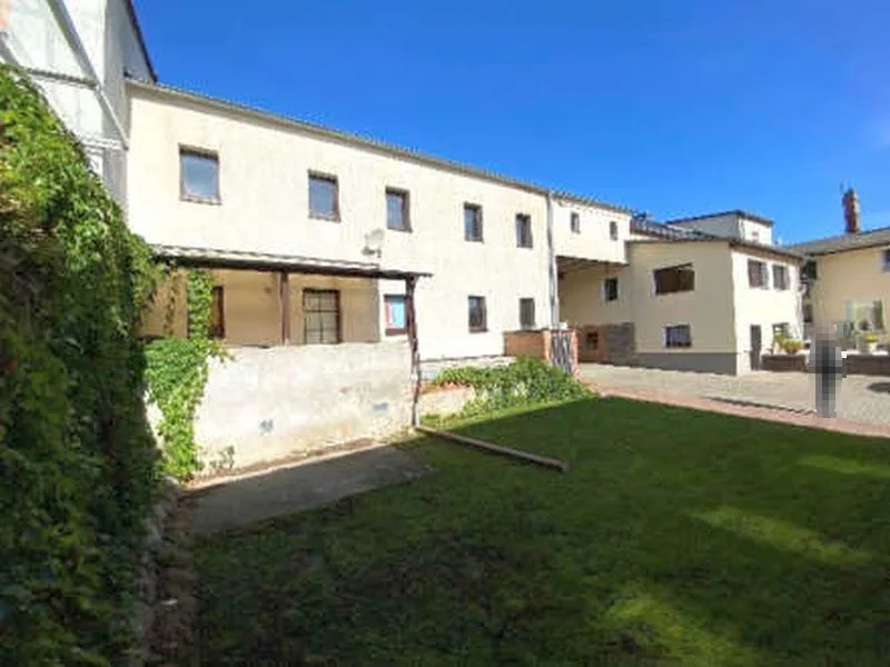 Wohnhaus mit 2 Wohneinheiten und Remise in Chorin OT Golzow — Bild 3