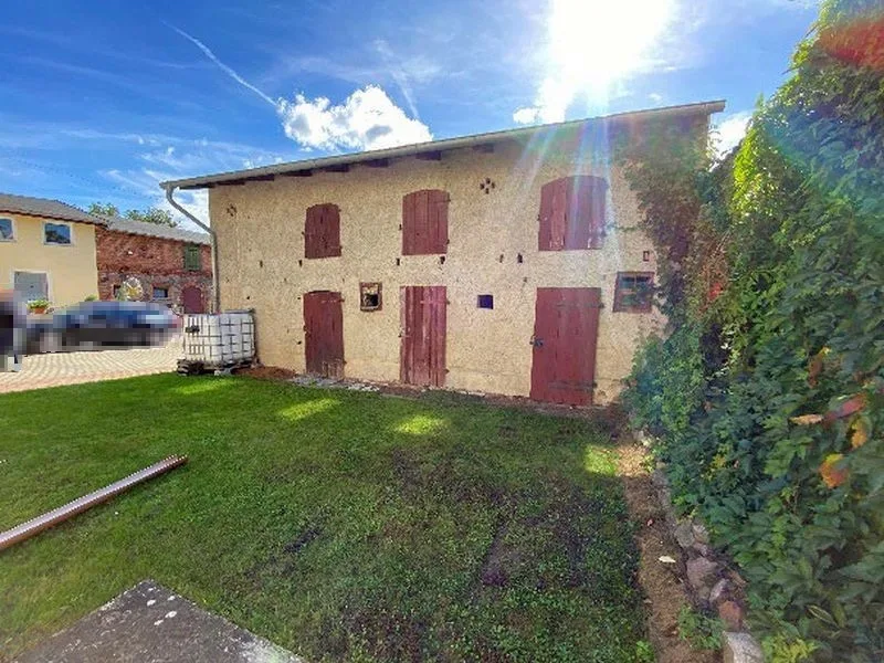 Wohnhaus mit 2 Wohneinheiten und Remise in Chorin OT Golzow