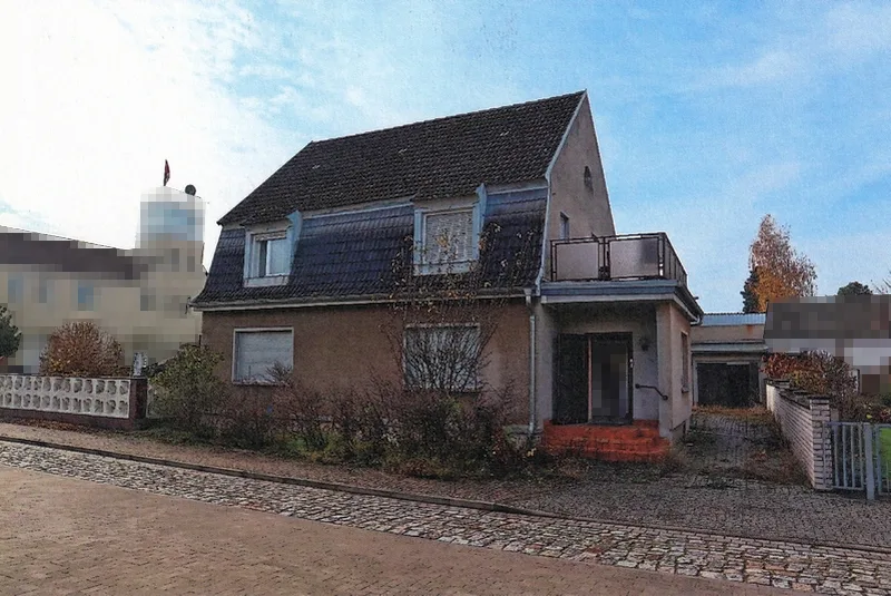 Zweifamilienhaus mit Nebengelass in Brieskow