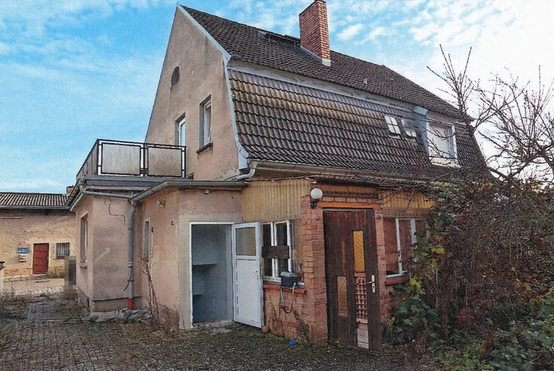 Zweifamilienhaus mit Nebengelass in Brieskow — Bild 2