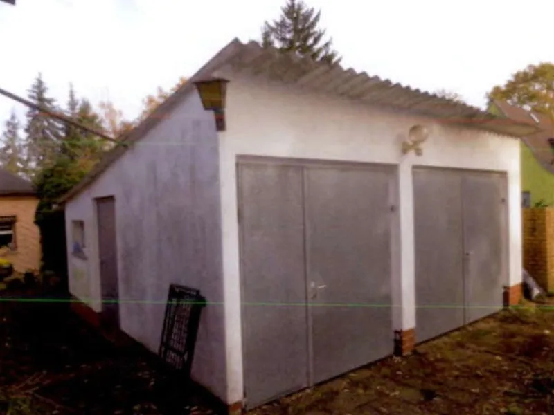 Eckgrundstück mit Wohnhaus/Siedlungshaus (Abbruchsubstanz) in Altlandsberg — Bild 3