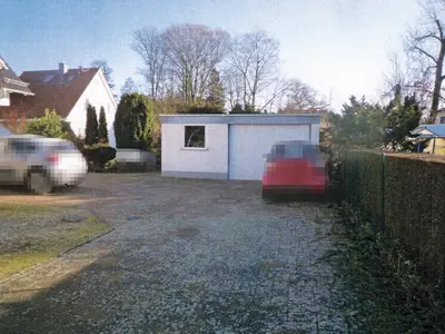 Doppelhaushälfte mit Garage und 1/2 Anteil an Grundstück in Storkow (Mark)