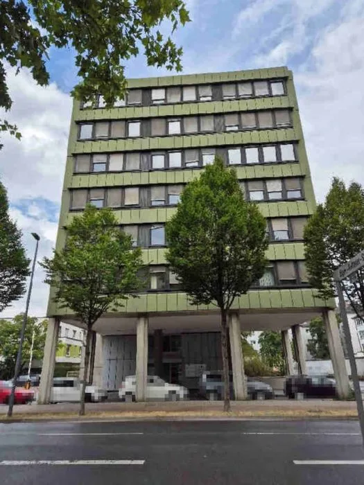 Geschäfts- und Wohnhaus in Ludwigshafen am Rhein