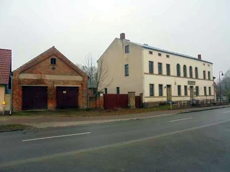 Ehemalige Gaststätte mit Stallgebäude und Stall in Bad Freienwalde OT Hohensaaten — Bild 3