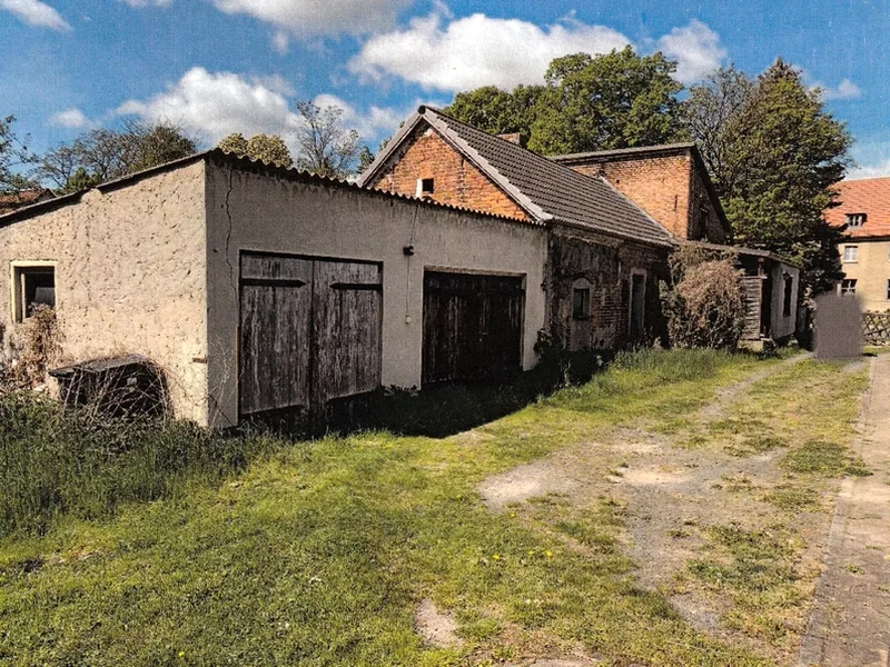 Wohngebäude mit Quergebäude und Doppelgarage in Steinhöfel OT Heinersdorf — Bild 3