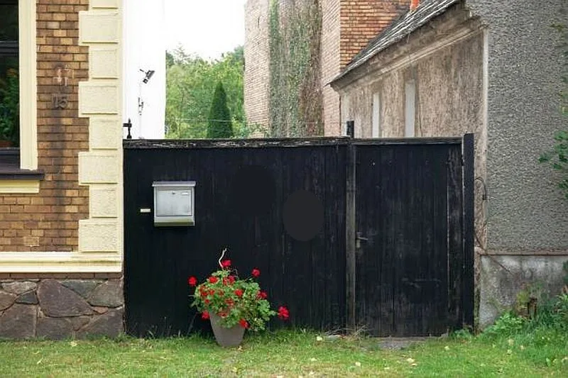 Wohnhaus mit Nebengebäude in Luckaitztal OT Schöllnitz (OL Neudöbern)