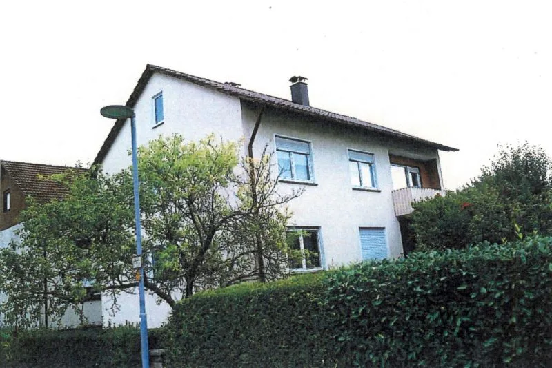 Zweifamilienhaus mit Garage in Bad Friedrichshall — Bild 2