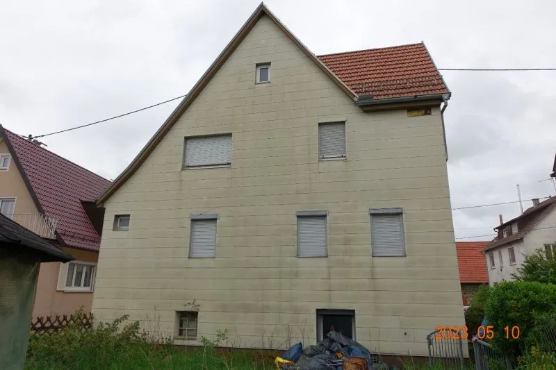 Zwei Wohnhäuser (genutzt wie ein Zweifamilienwohnhaus) in Stuttgart — Bild 3